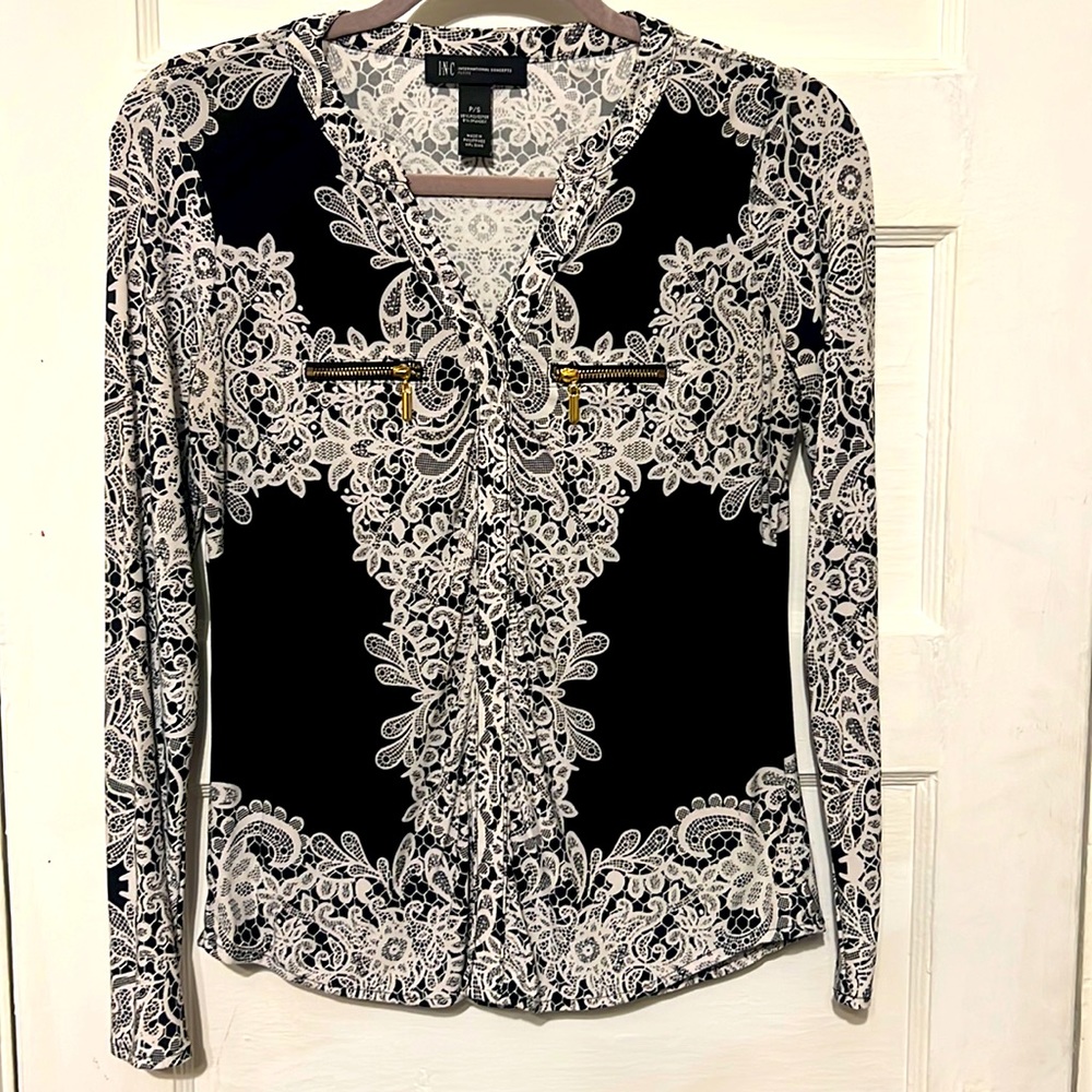 INC Black and White Knit Long Sleeve Top Size Medium NWT